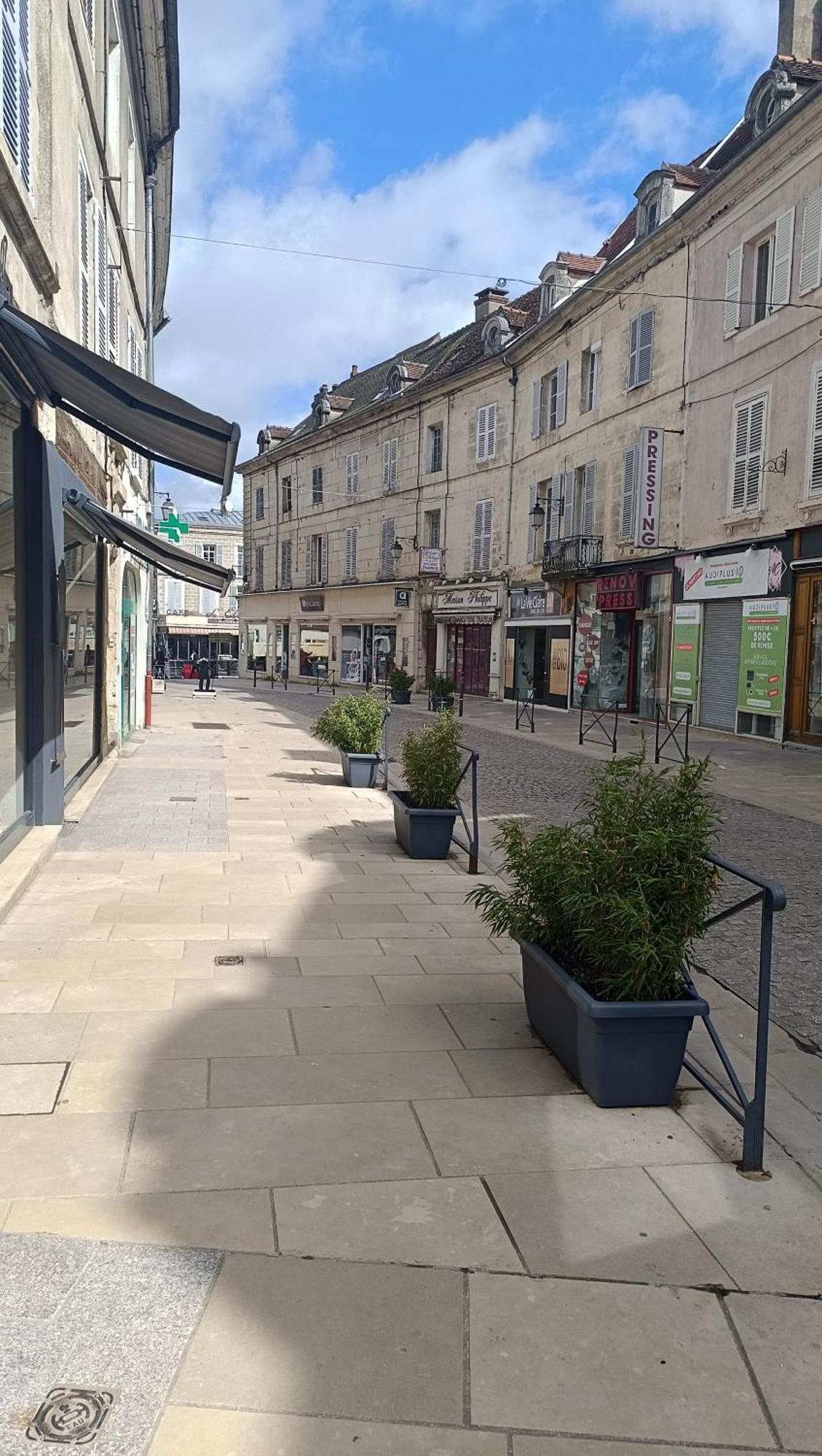 Terre De Bourgogne - Appartement Au Centre Ville D'Avallon Luaran gambar