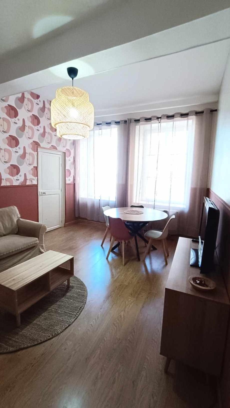 Terre De Bourgogne - Appartement Au Centre Ville D'Avallon Luaran gambar
